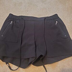 New York & Company size medium black shorts